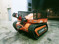 消防滅火機(jī)器人 （第3代，油動(dòng)液壓，帶水帶框）